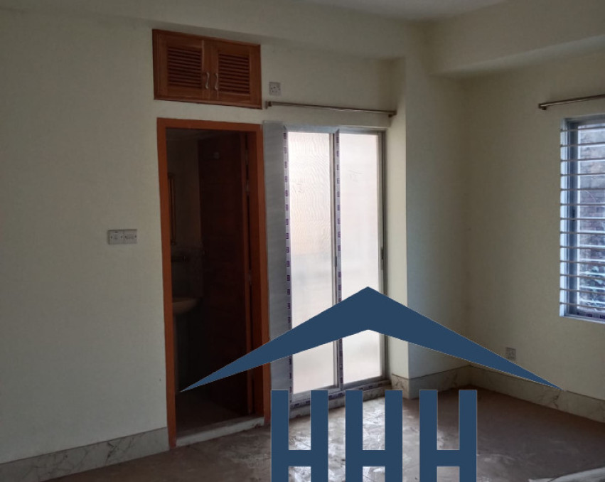 1250 sft 3 throom 3 Bathroom Flat For sale, West Dhanmondi