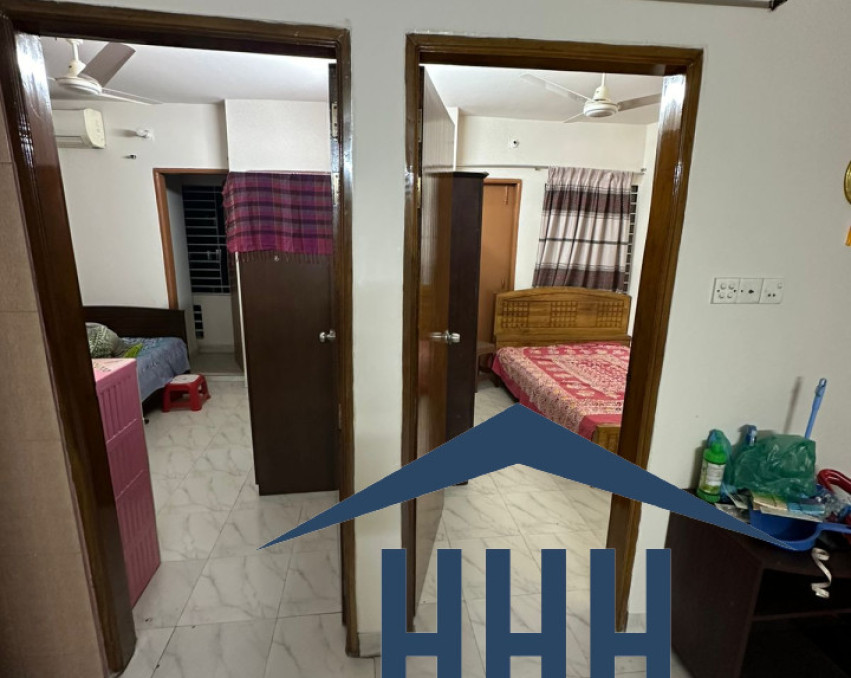 1080 Sft Apartment for Sale in West Dhanmondi